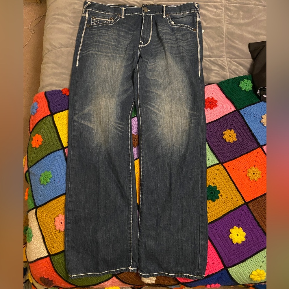 True Religions Mens Jeans - sz 42 PERFECT CONDITION!